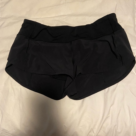 LULULEMON Black Speed Up Shorts 2.5” Inseam Liner Adjustable Waist Vented 6 Reg - Picture 2 of 10